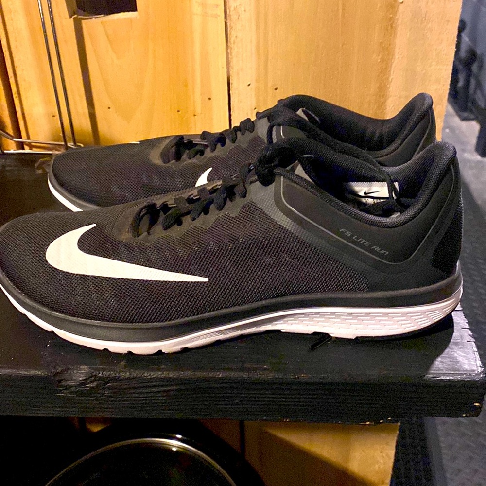 Nike FS lite running shoes